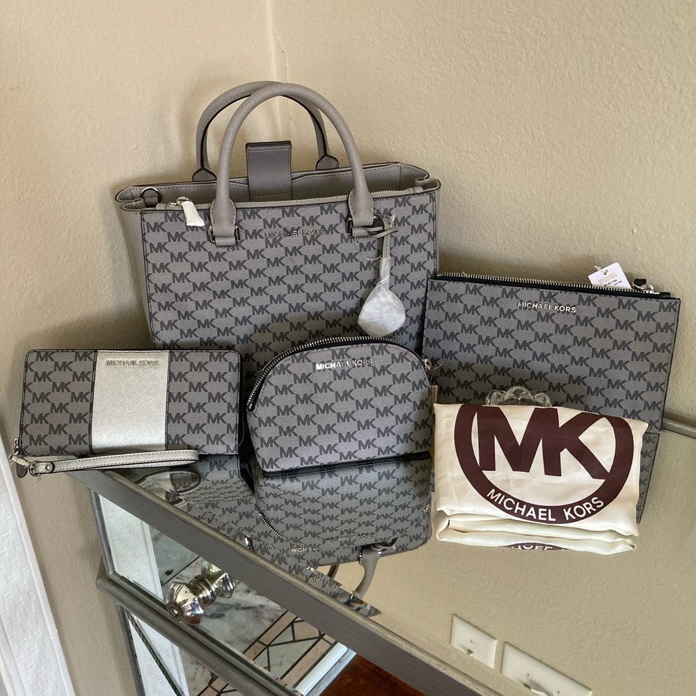 MICHAEL KORS 5PC SET